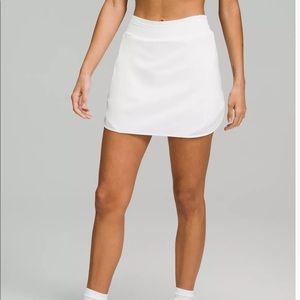 Lululemon Hottie Hot HR Skirt *long* (size 4)